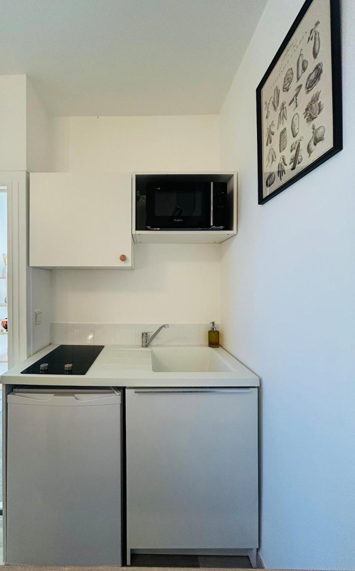Appartement Charmant Proche Gare Tours Esterno foto