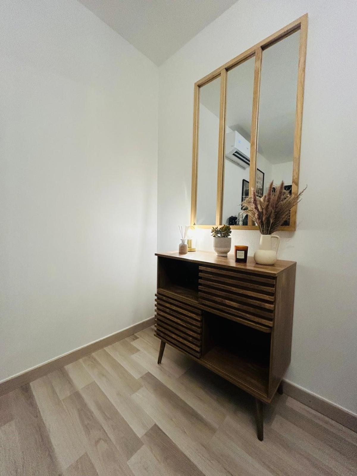 Appartement Charmant Proche Gare Tours Esterno foto